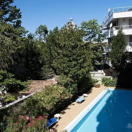 아파트 Con Piscina A Marina Centro *